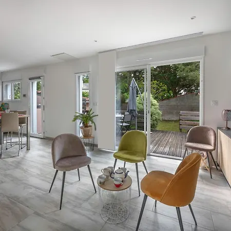 Dom wakacyjny Maison Pour 4 Avec Jardin A 1km De La