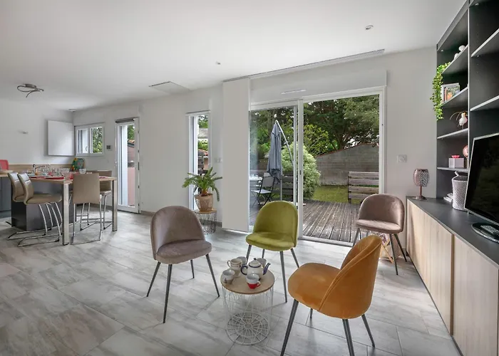 Holiday home Maison Pour 4 Avec Jardin A 1km De La